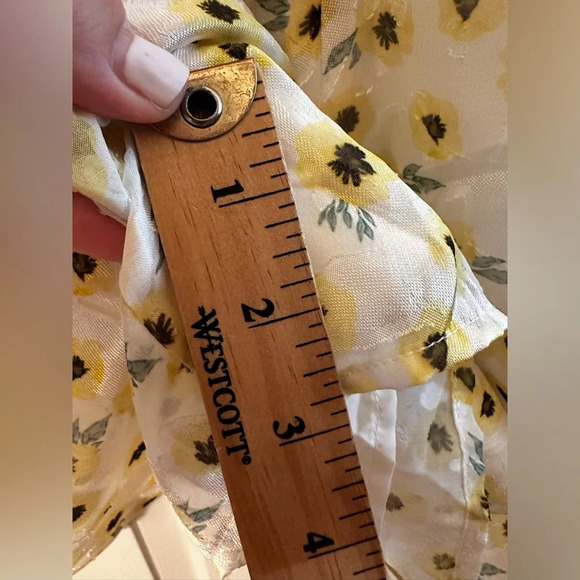 ANTHROPOLOGIE | Hutch | Yellow Motif Ditsy Floral Seaside Romper 4 Halter Shorts - Picture 16 of 16